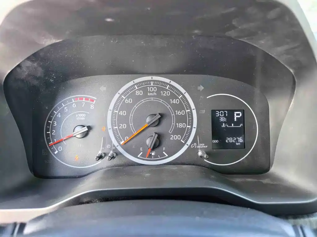Toyota Hiace — миниатюра 12