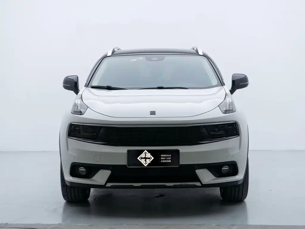 Lynk & Co 01 2019 2.0T Pro V