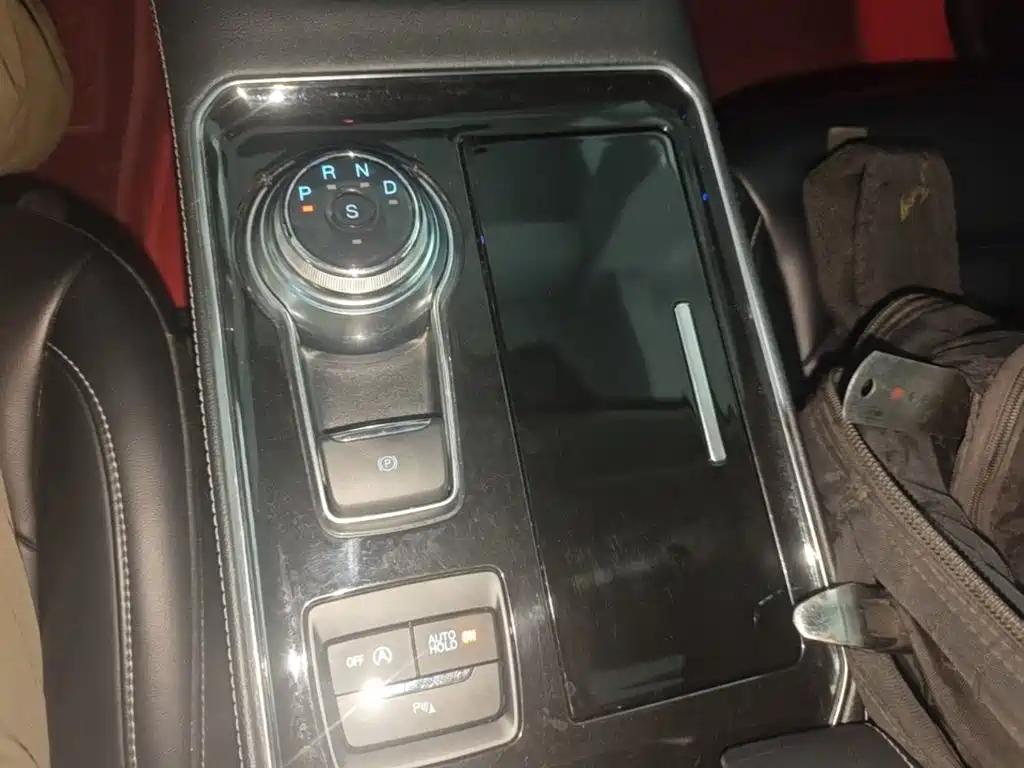 Ford Edge — миниатюра 14