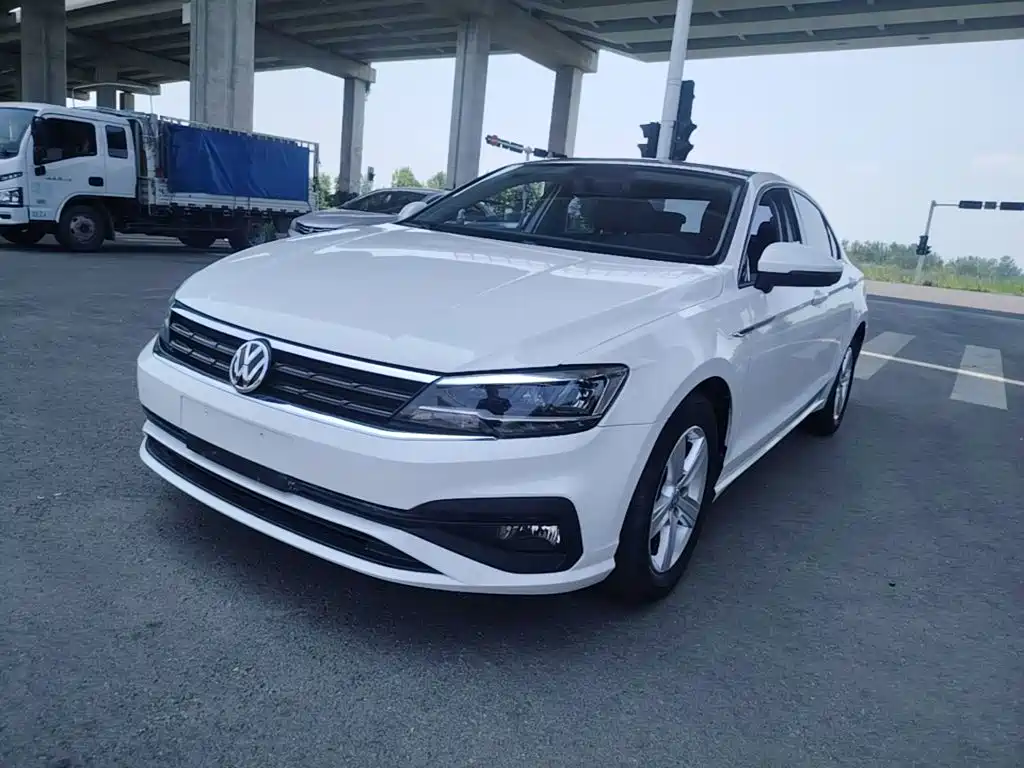 Volkswagen Lamando 2019 230TSI DSG VI