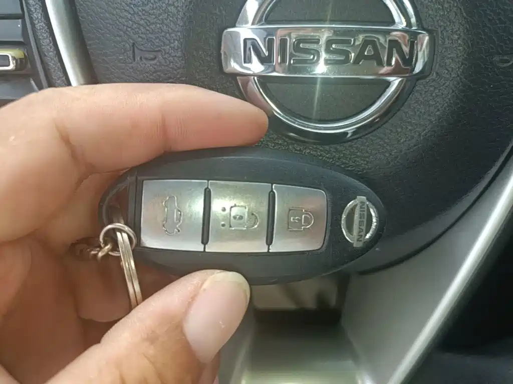 Nissan Bluebird — миниатюра 9