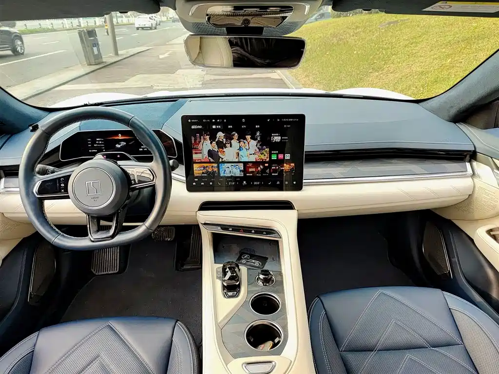 ZEEKR EXTREME KRYPTON 001