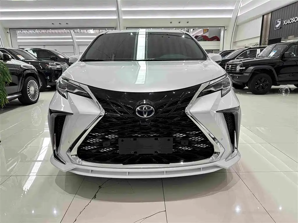 Toyota Sienna 2024 2.5L Comfort