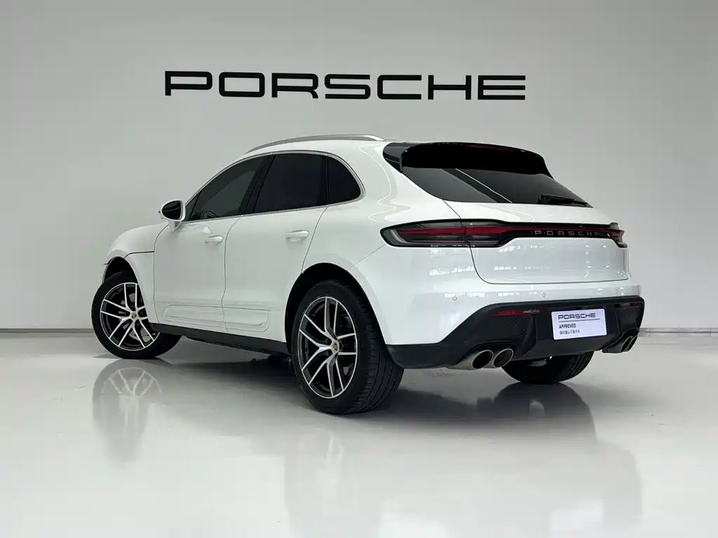 Porsche Macan — миниатюра 3