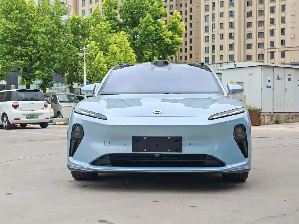 NIO ET5T — миниатюра 2