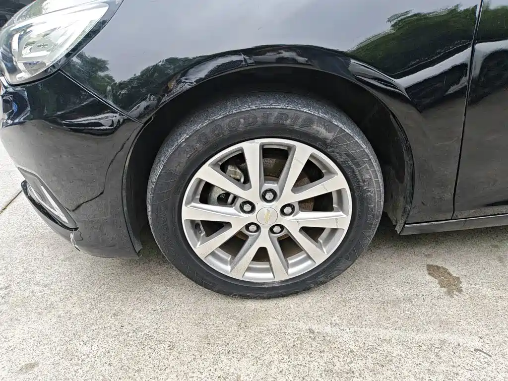 Chevrolet Malibu — миниатюра 25