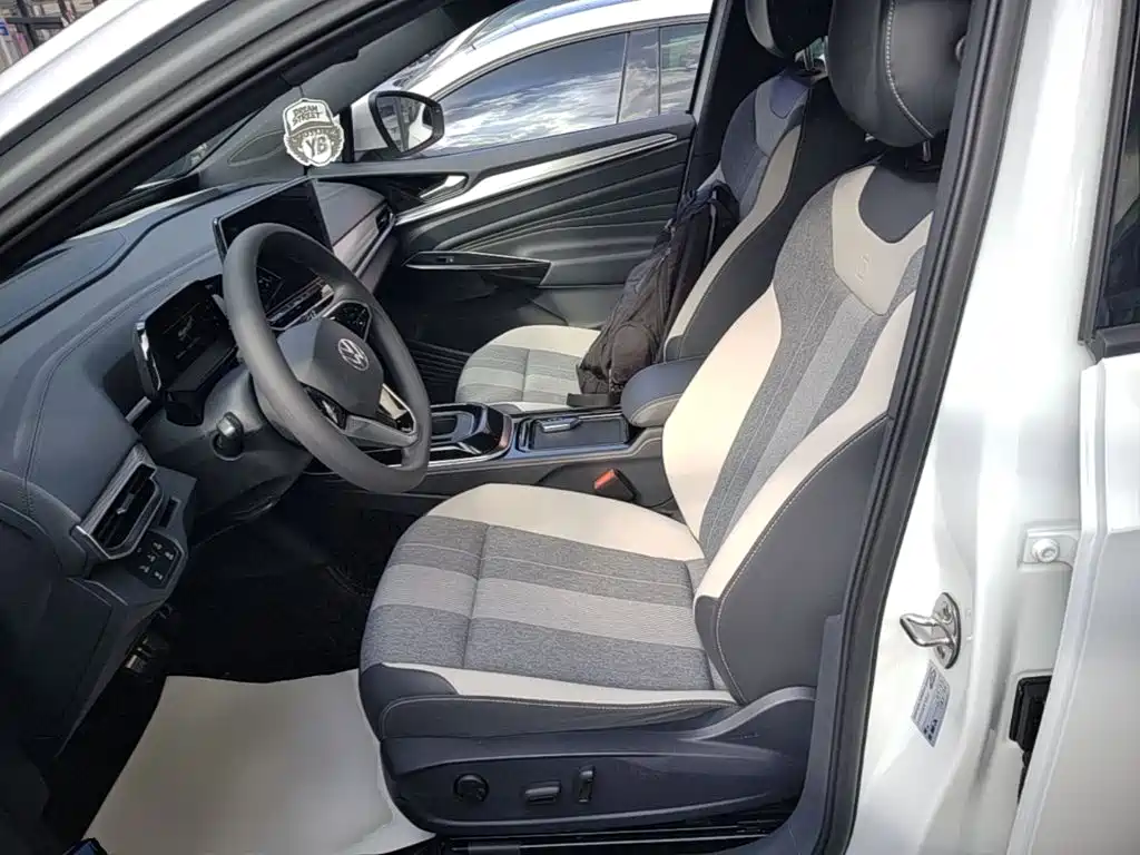 Volkswagen ID.4 Crozz — миниатюра 15