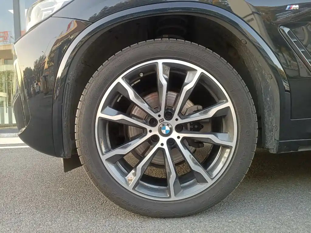 BMW X3 — миниатюра 7