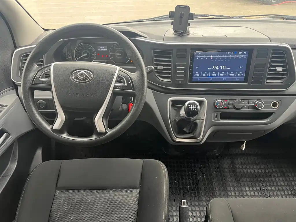 Maxus V80 2025 2.0T MT 127Ps 6/7/9 мест