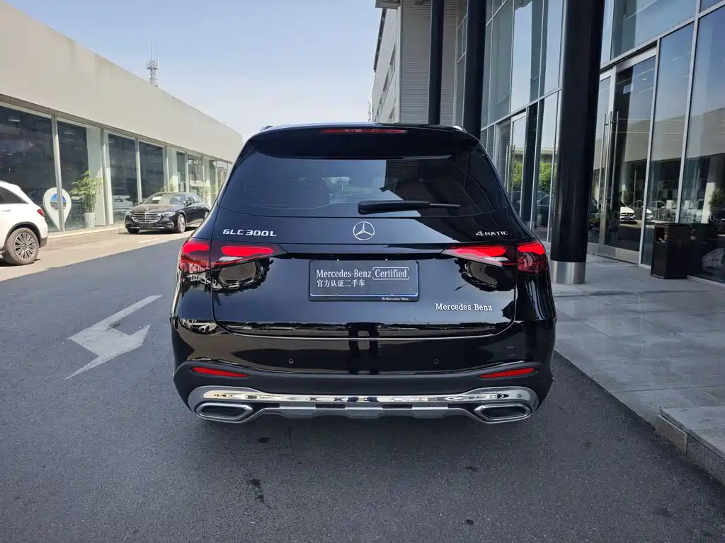 Mercedes-Benz GLC 2024 GLC 300 L 4MATIC 5 мест
