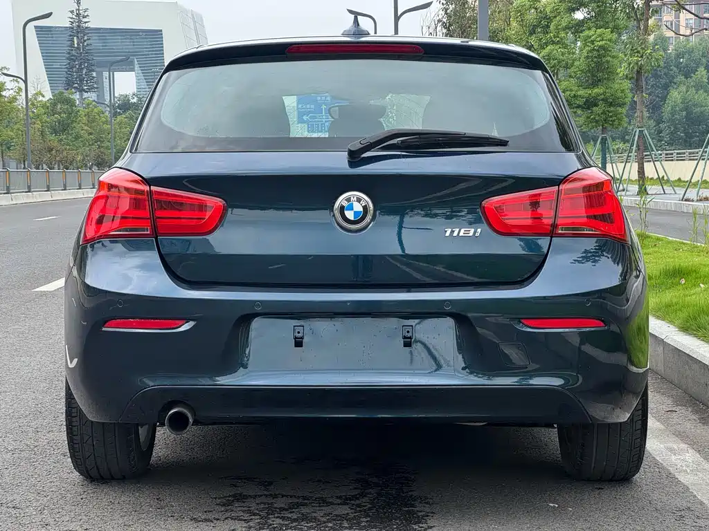 BMW 1 Series (Import) — миниатюра 16