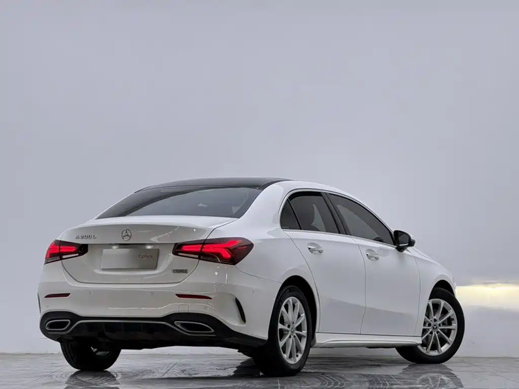 Mercedes-Benz A-Class — миниатюра 13