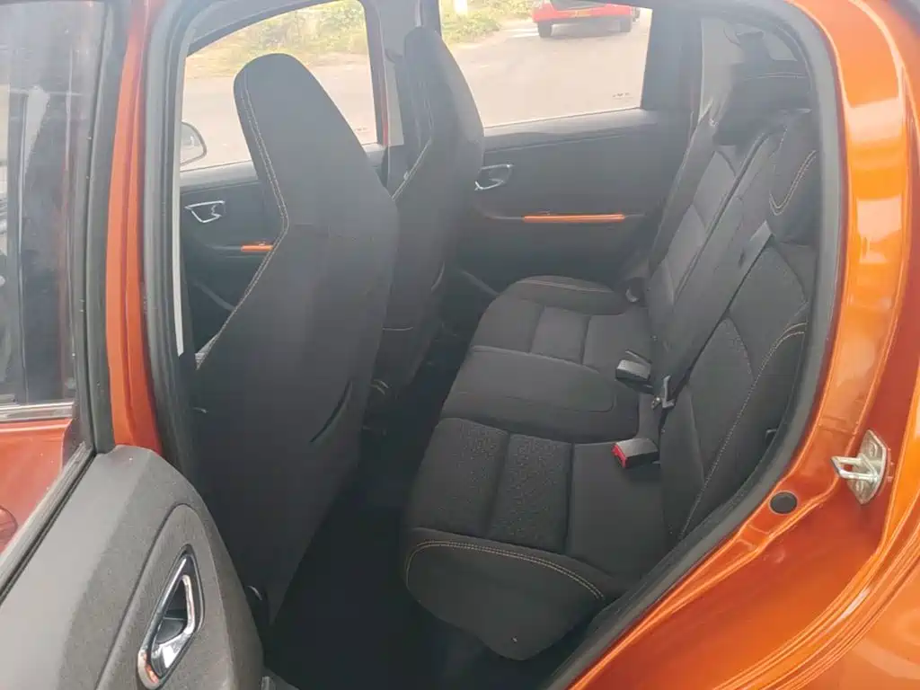 Geely Vision X1 — миниатюра 17