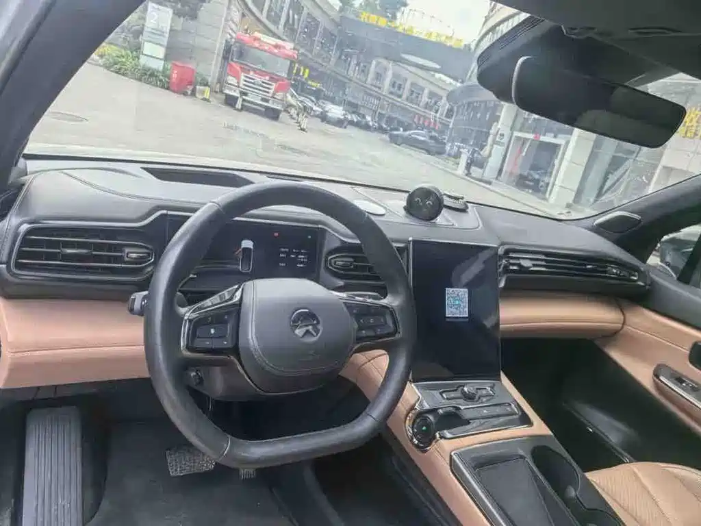 NIO ES8 — миниатюра 6