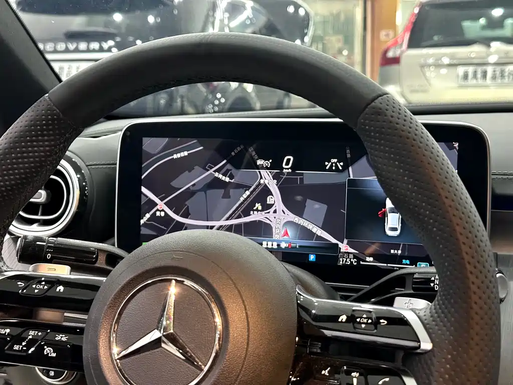 Mercedes-Benz C-Class — миниатюра 7
