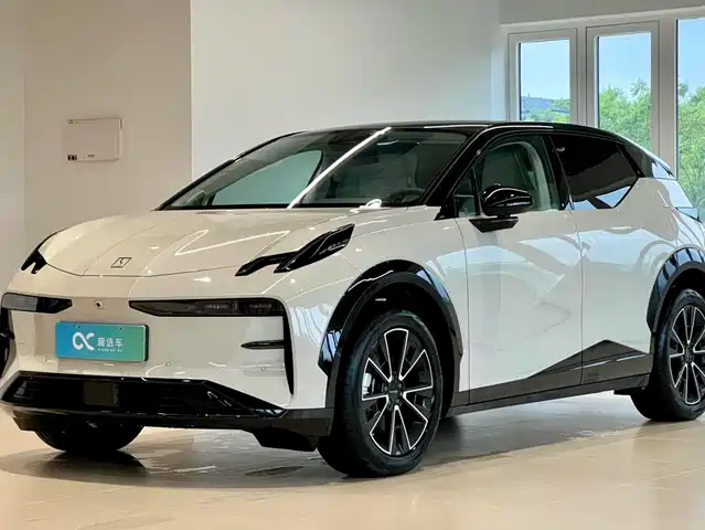 Zeekr X 2025
