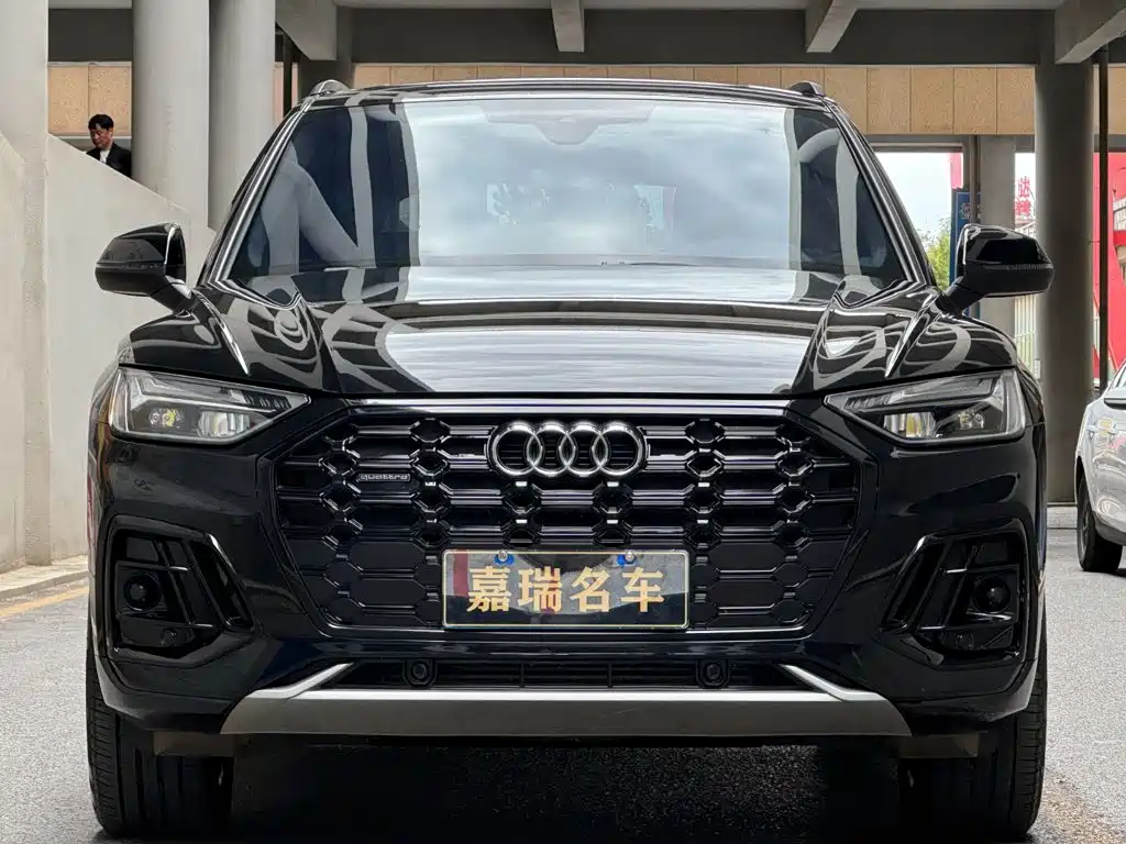 Audi Q5L — миниатюра 2