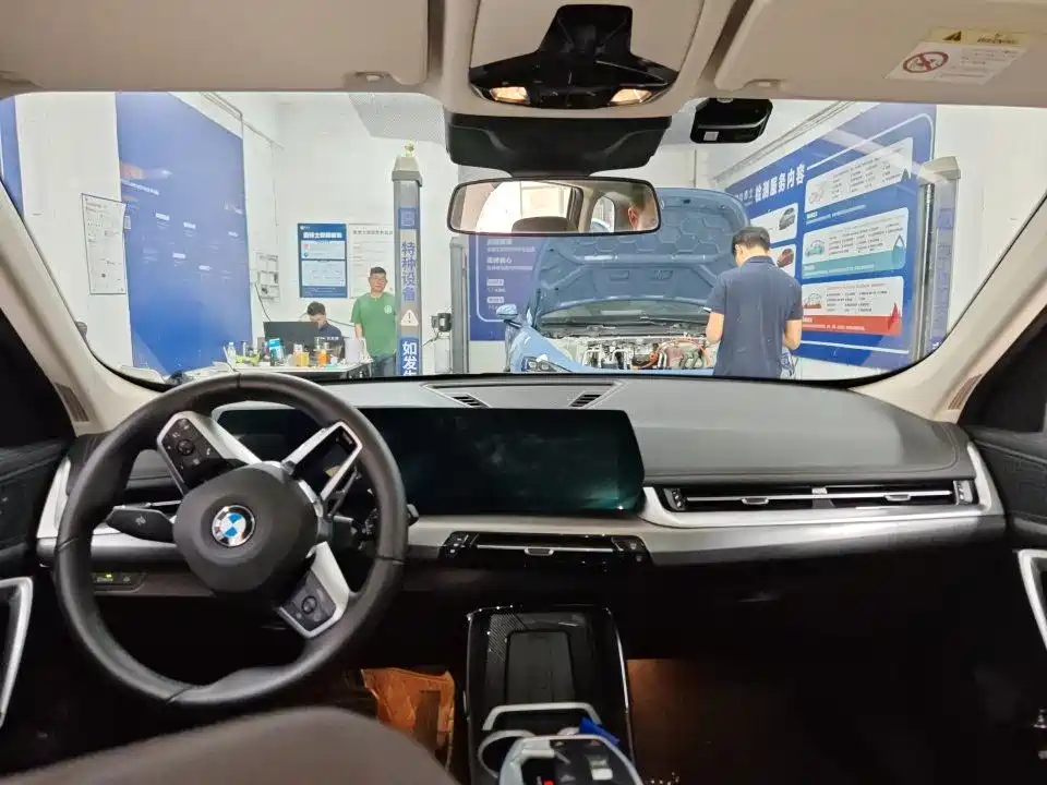 BMW X1 2023 sDrive25Li M Sport