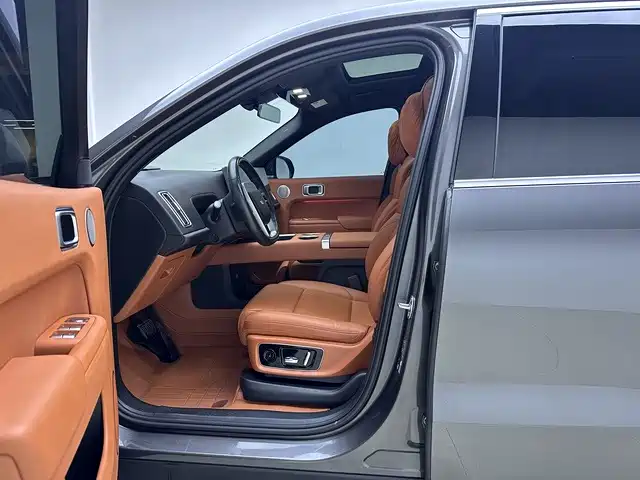 Li Auto Li L8 — миниатюра 12