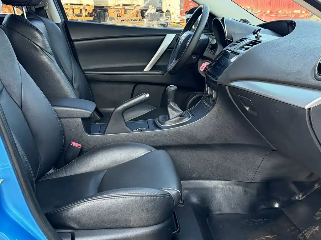 Mazda 3 Xingcheng — миниатюра 17