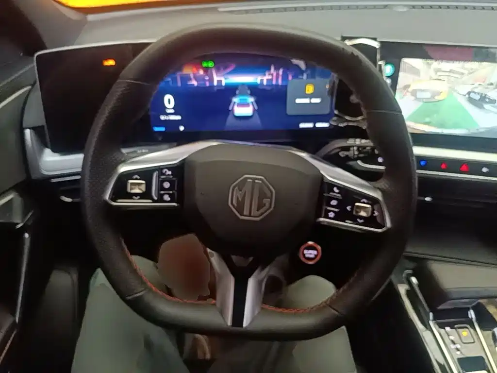 MG MG ONE — миниатюра 11