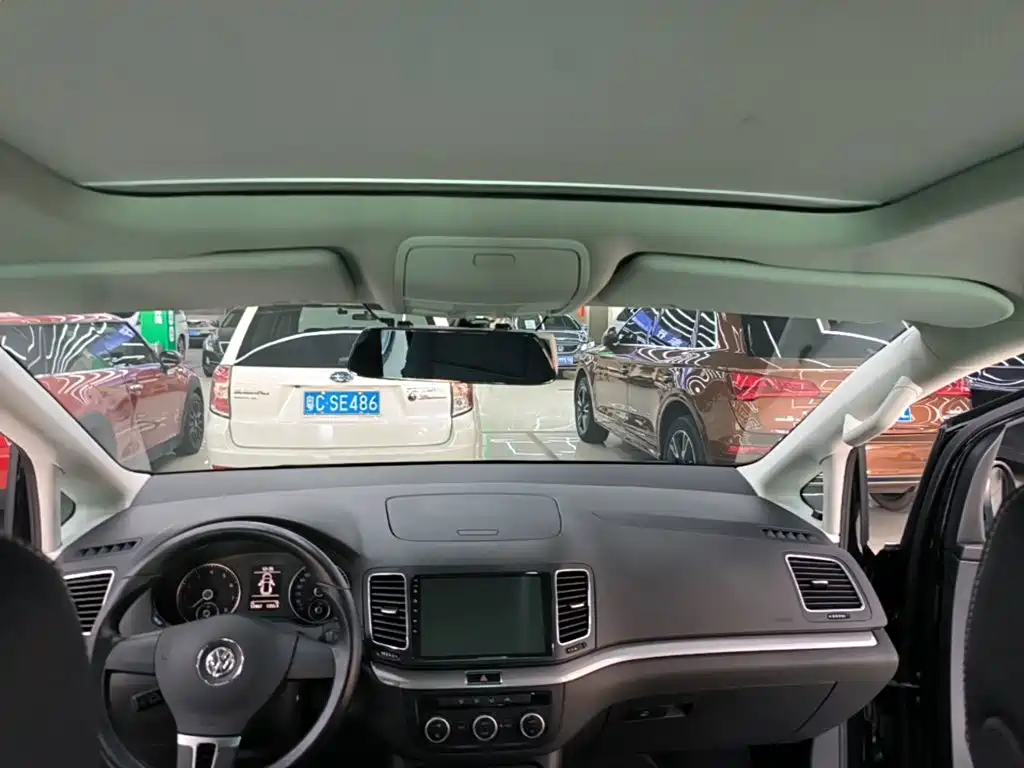 Volkswagen Sharan — миниатюра 18