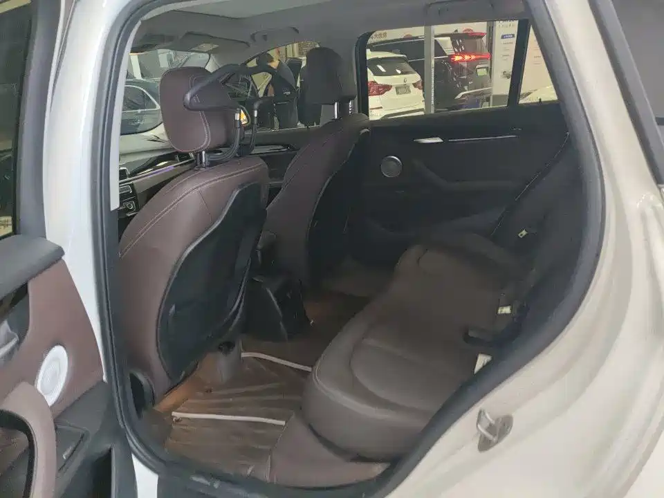 BMW X1 2021 sDrive25Li Lead