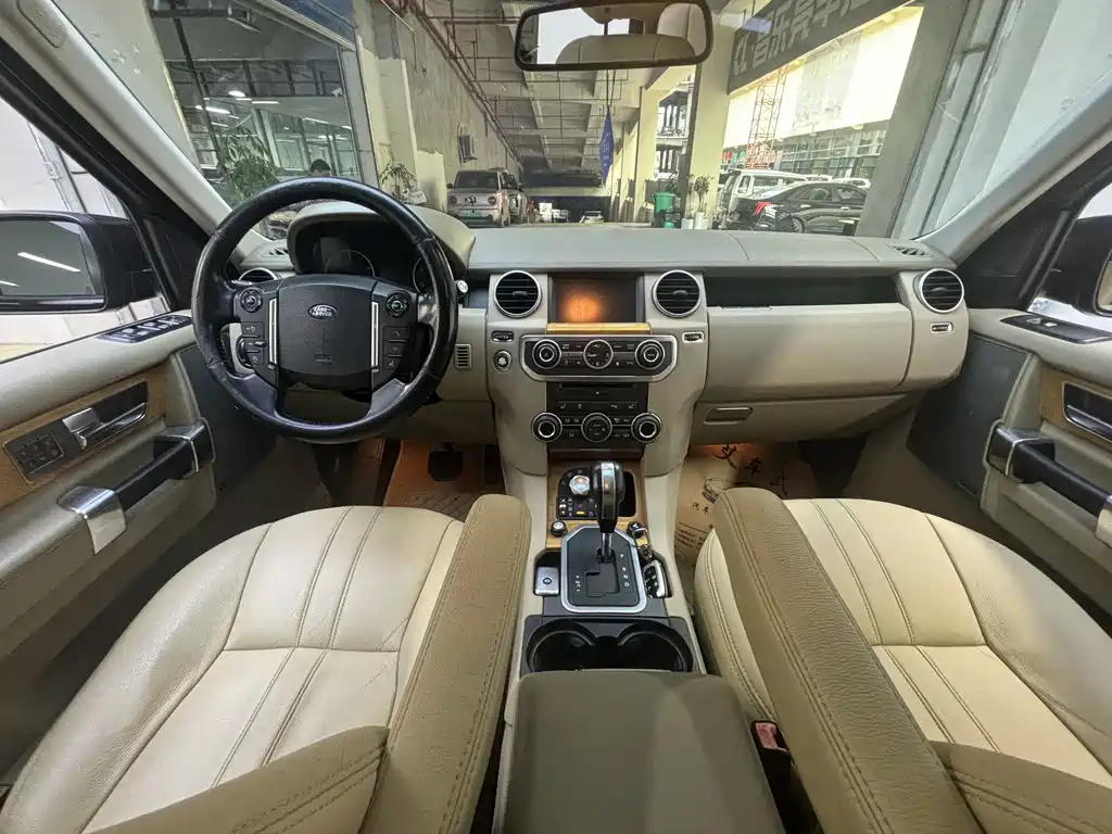 Land Rover Discovery 2012 5.0 V8 SE