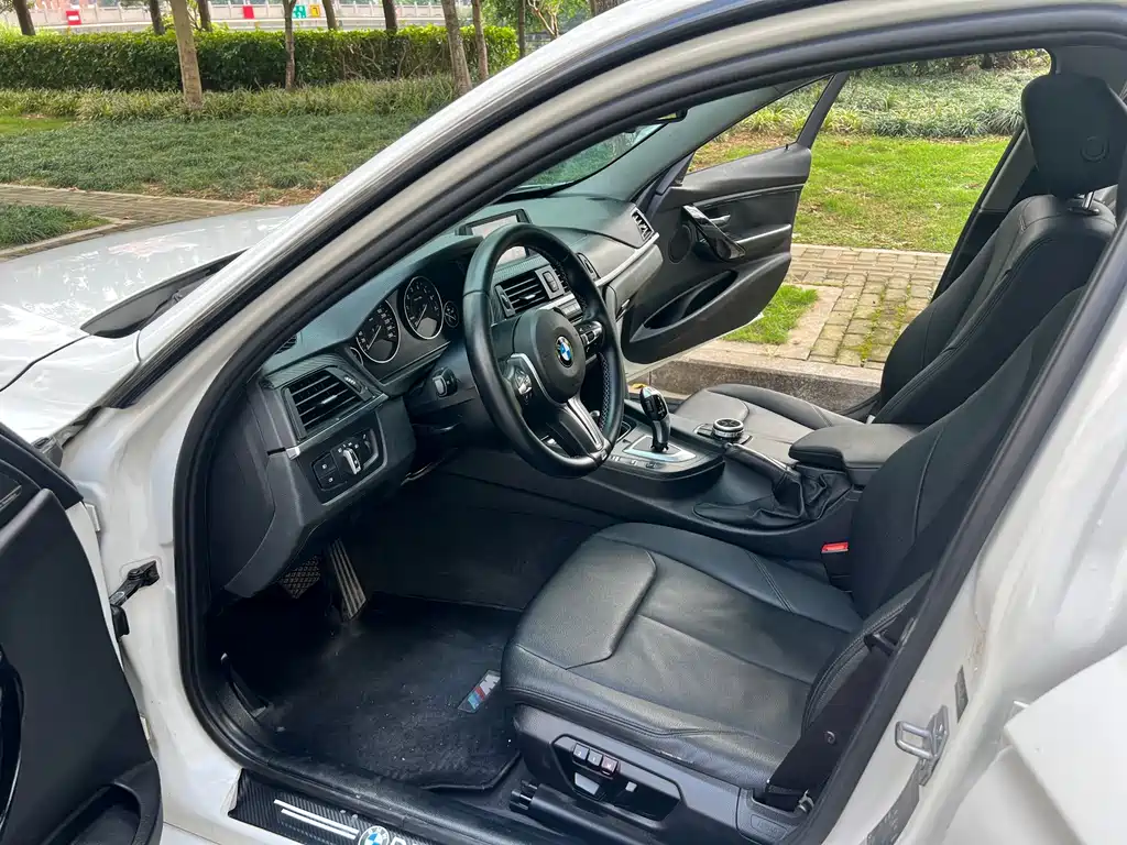 BMW 3 Series — миниатюра 23