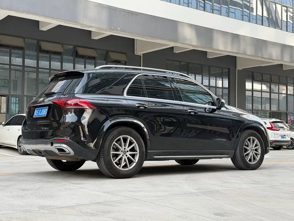 Mercedes-Benz GLE (Import) — миниатюра 6