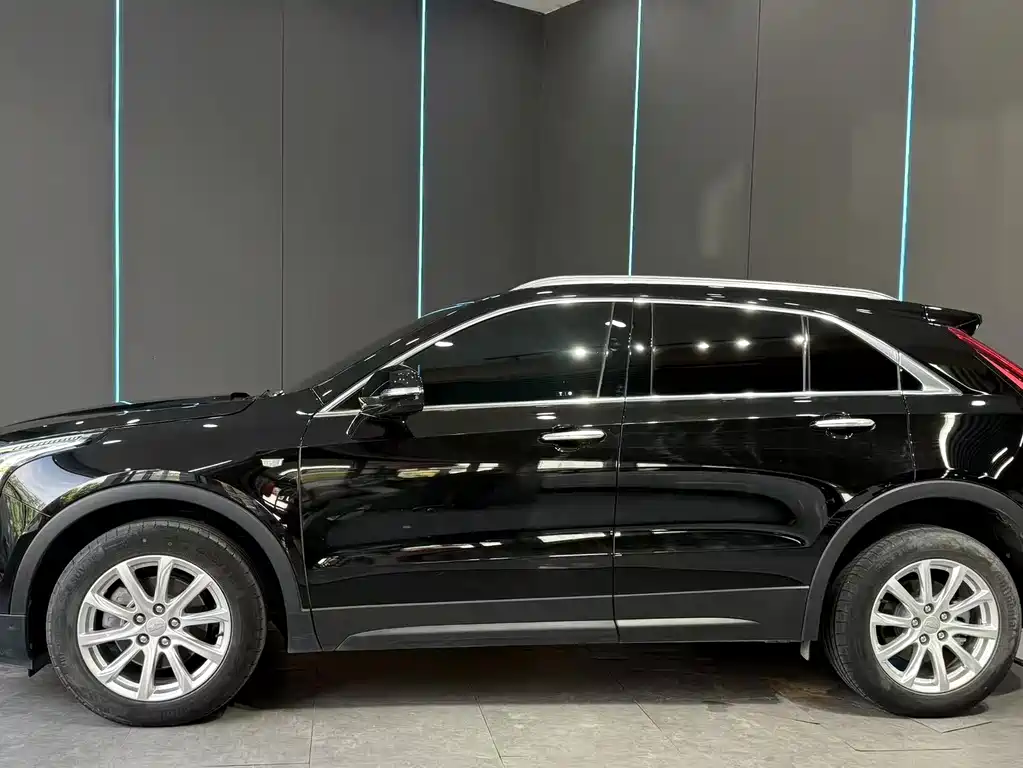 Cadillac XT4 — миниатюра 5