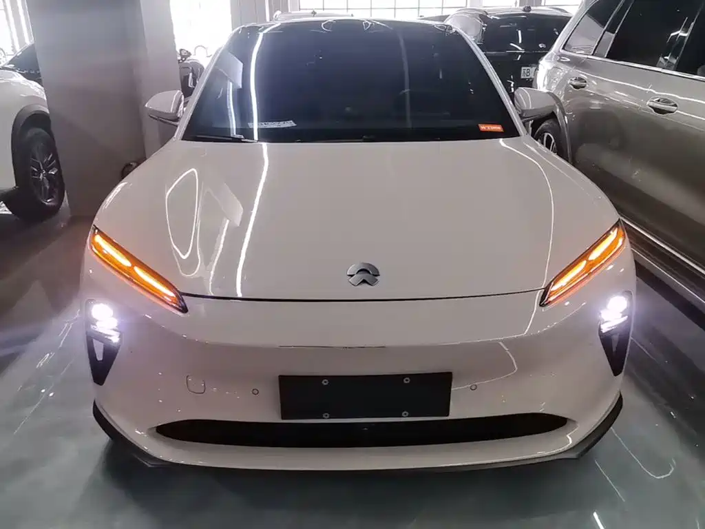 NIO ET5T — миниатюра 3