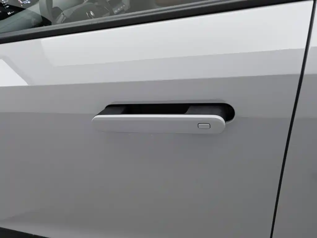 Changan UNI-V — миниатюра 18