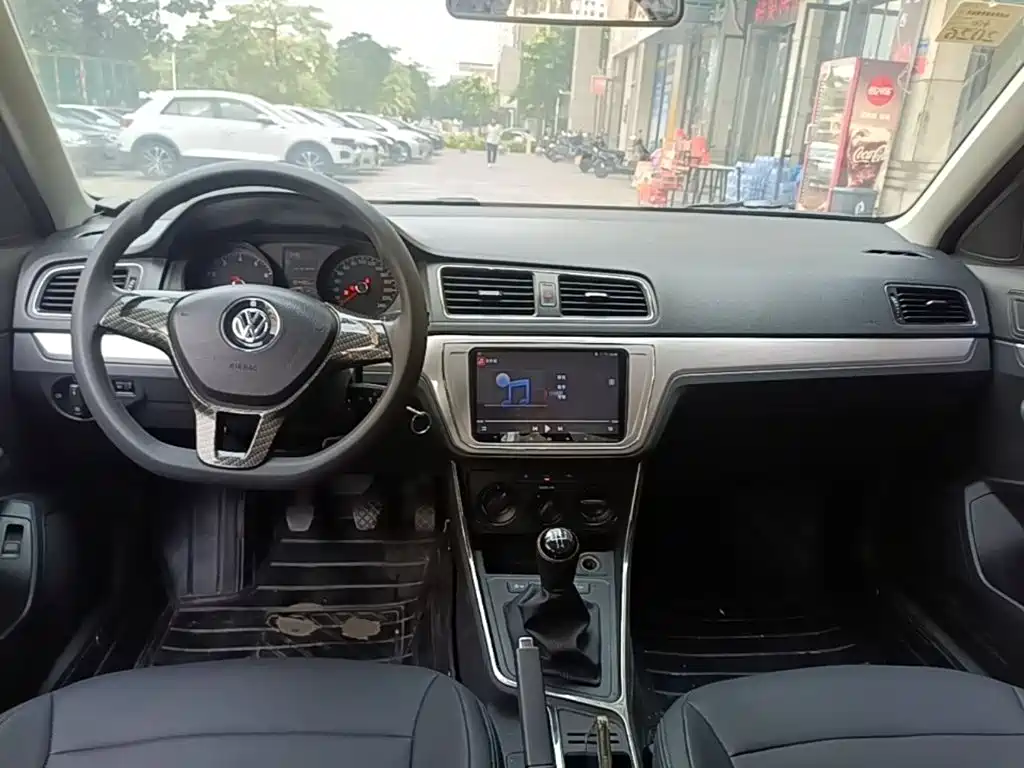 Volkswagen Lavida — миниатюра 10