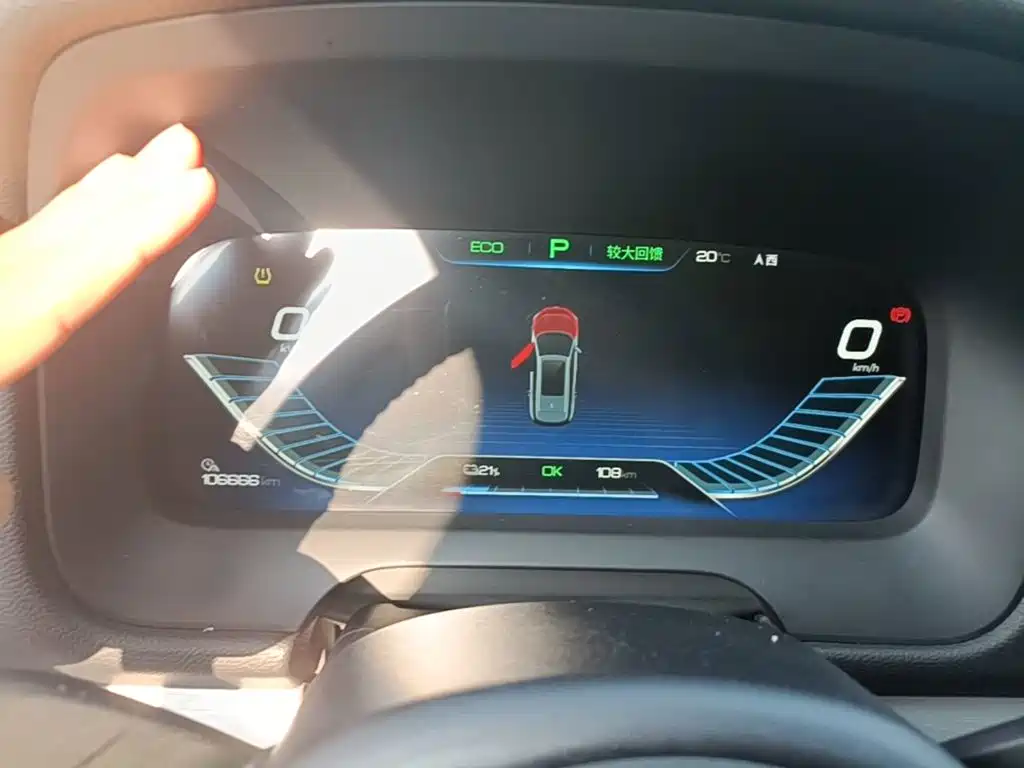 BYD Tang New Energy — миниатюра 12