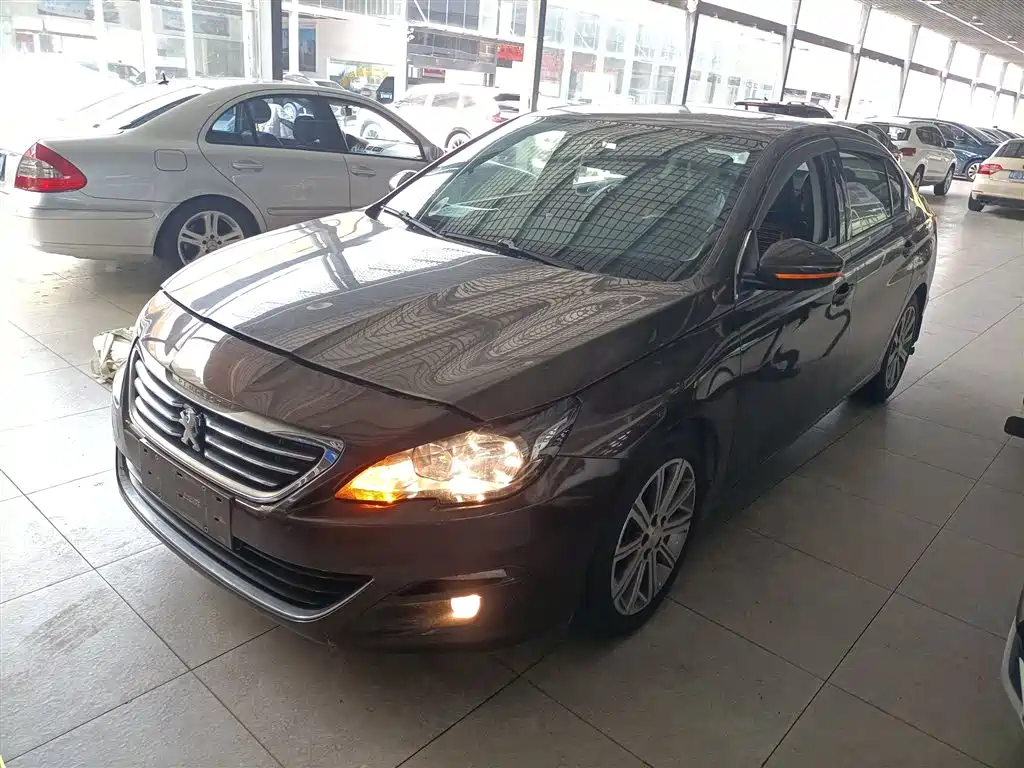 Peugeot 408 2017