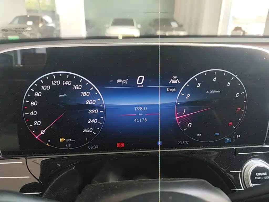 Mercedes-Benz E-Class — миниатюра 12