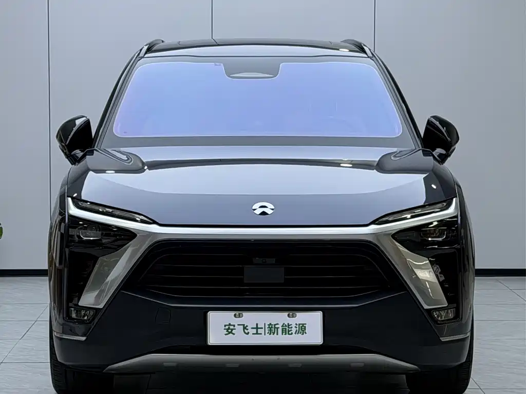 NIO ES8 — миниатюра 2