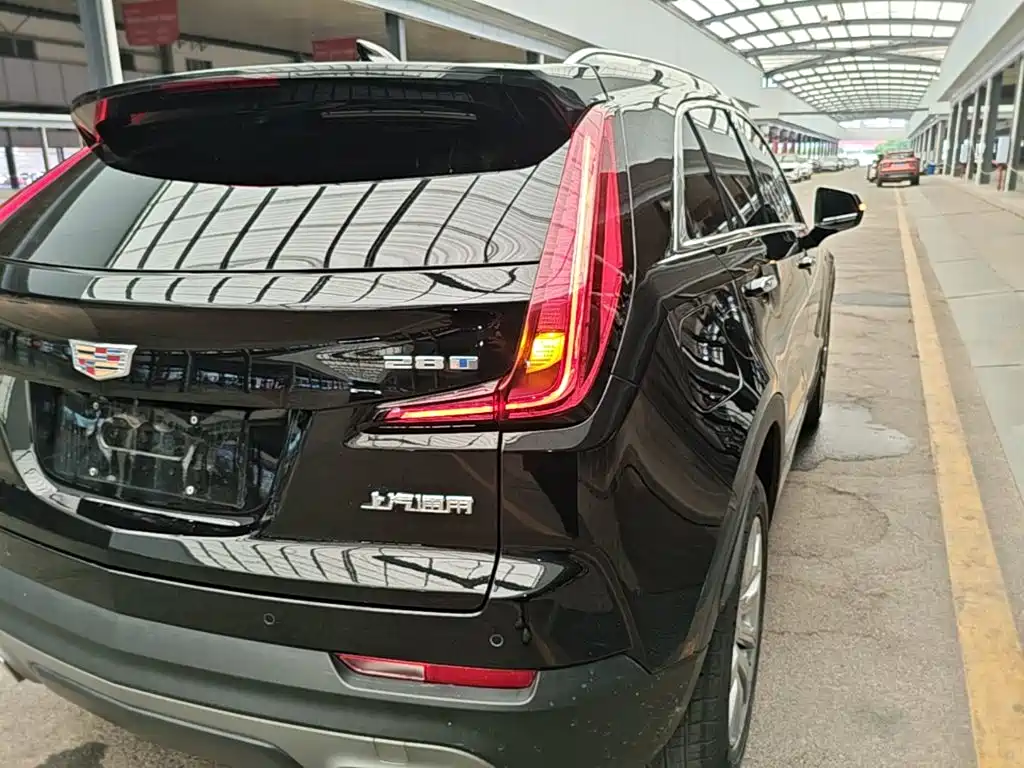 Cadillac XT4 — миниатюра 8