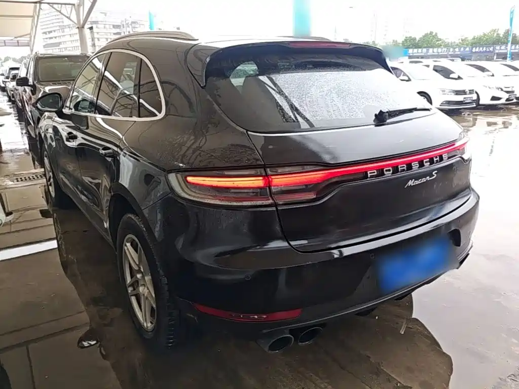 Porsche Macan — миниатюра 5