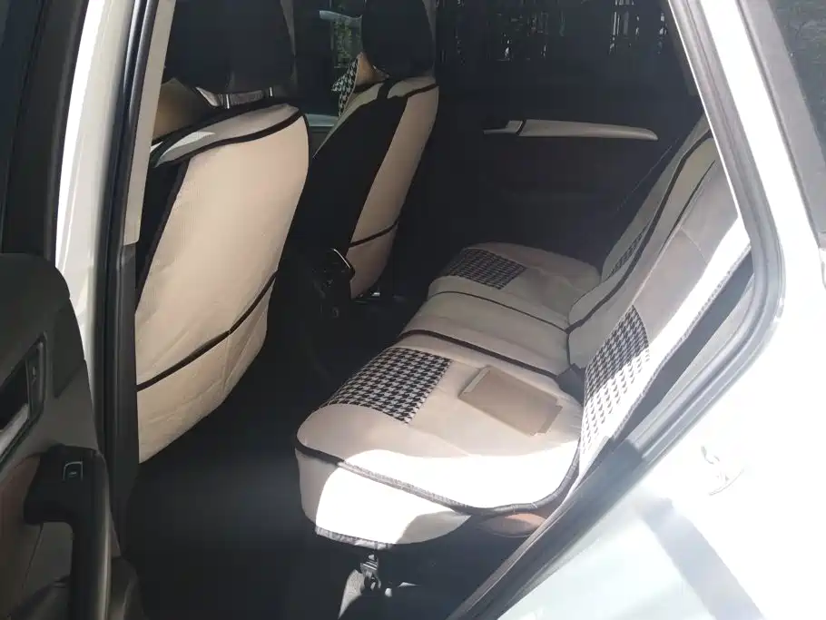 Audi Q5 — миниатюра 11