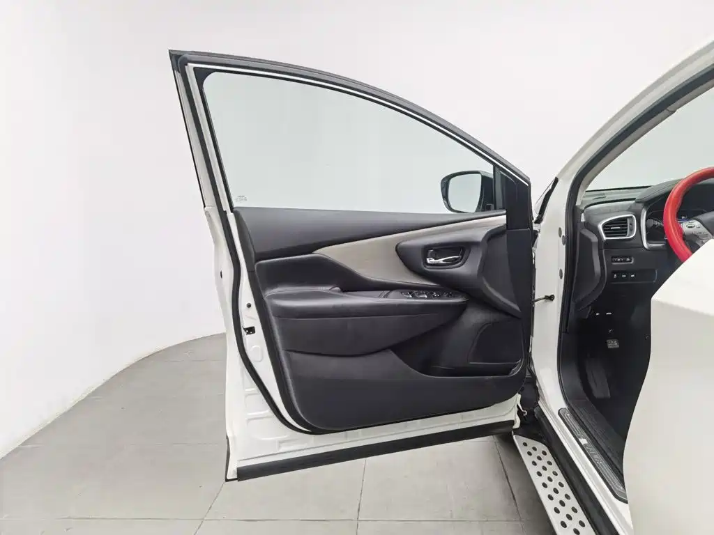 Nissan Murano — миниатюра 8