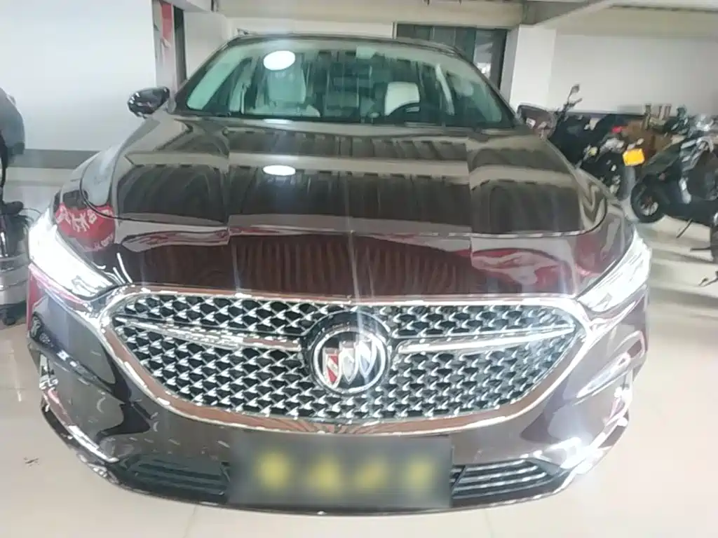 Buick LaCrosse — миниатюра 3