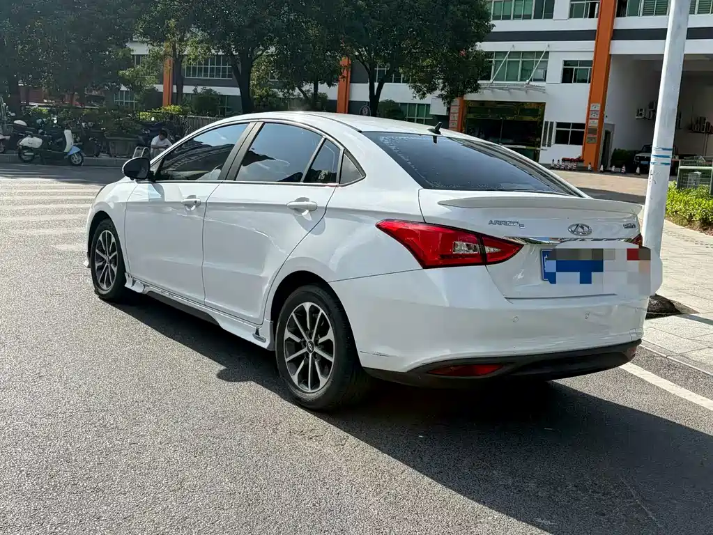 Chery Arrizo 5 — миниатюра 4