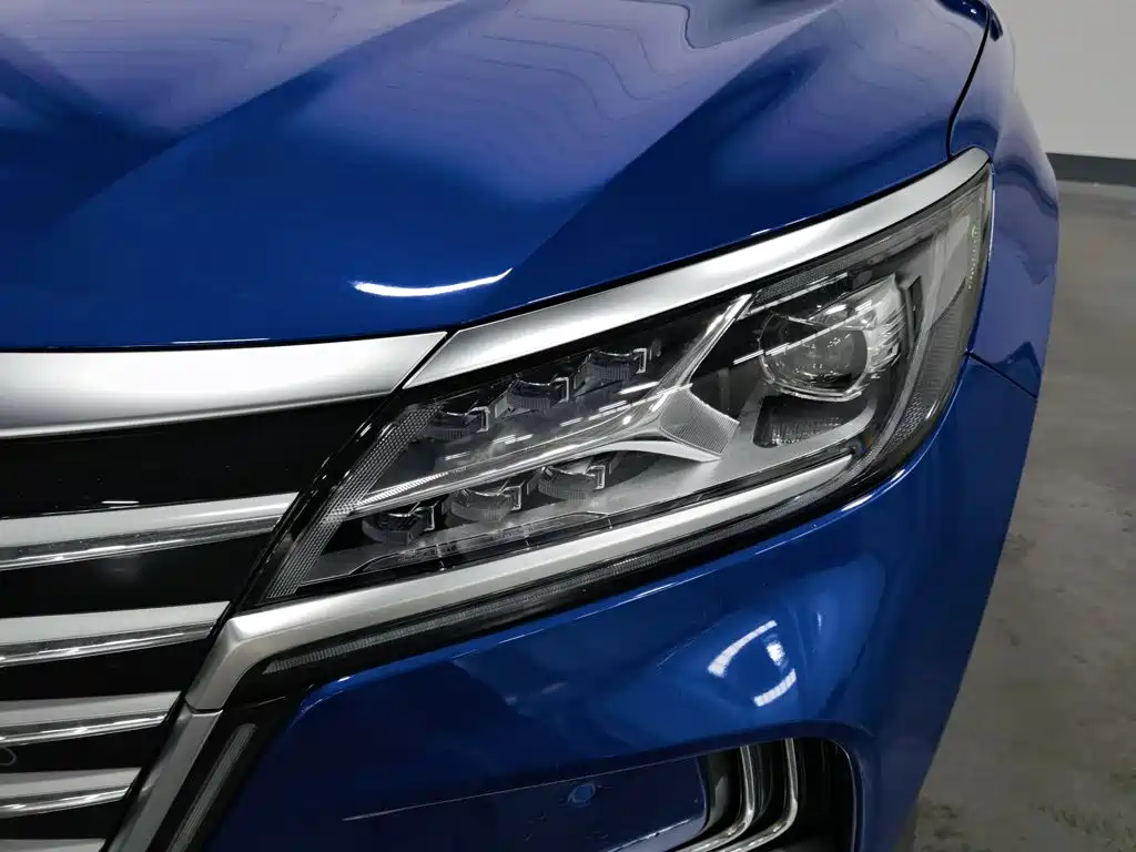Roewe MARVEL X — миниатюра 7