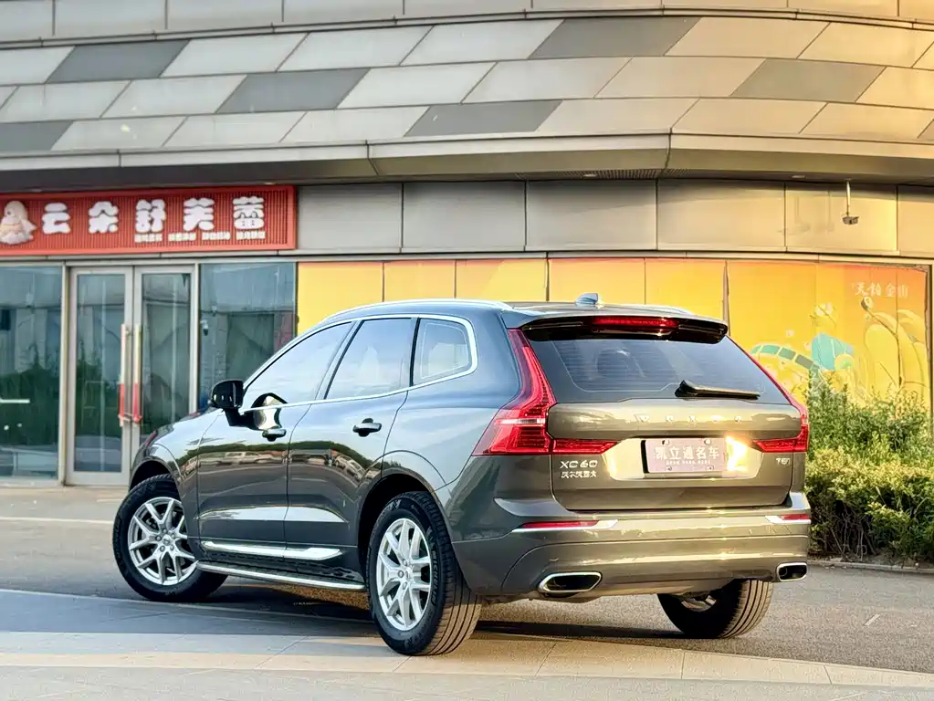 Volvo XC60 — миниатюра 4