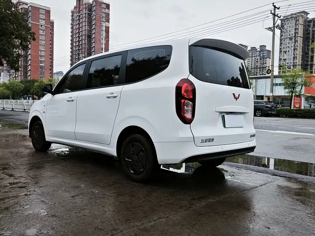 Wuling Hongguang EV — миниатюра 7