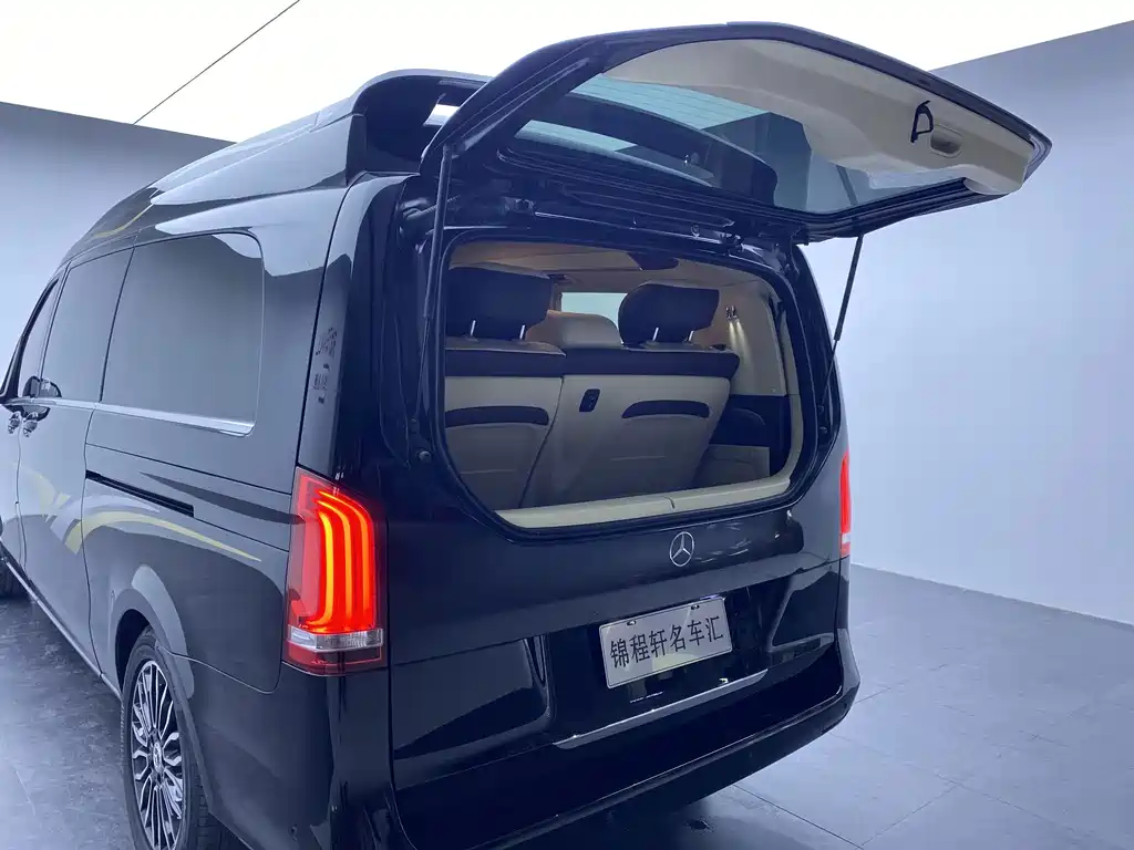 Mercedes-Benz V-Class — миниатюра 3