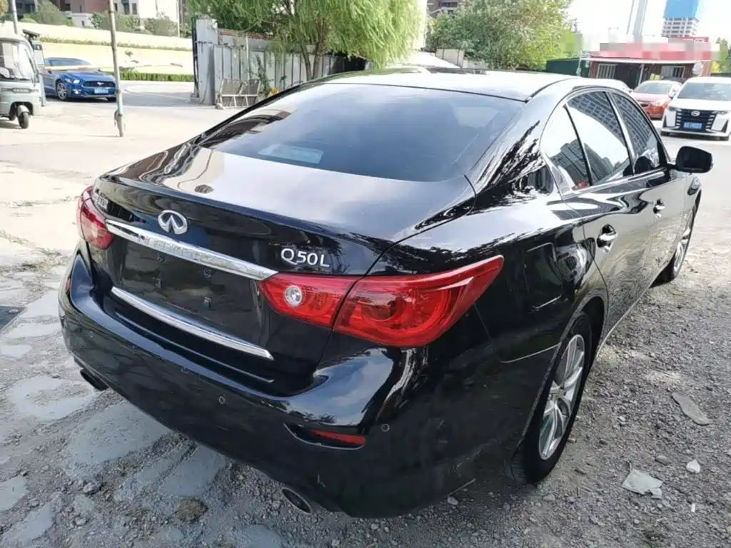 Infiniti Q50L — миниатюра 7