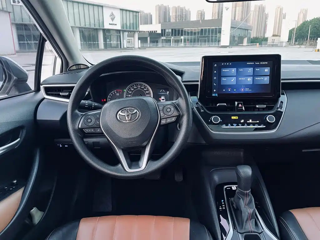 Toyota Corolla — миниатюра 10